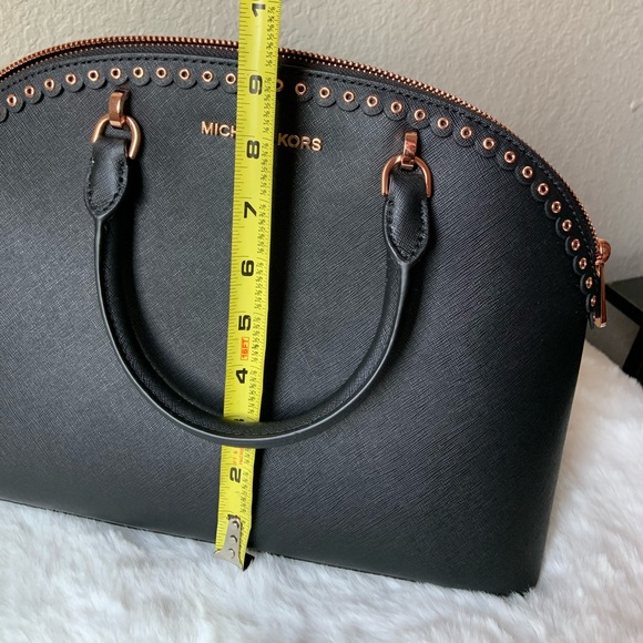 MK satchel - Picture 9 of 11